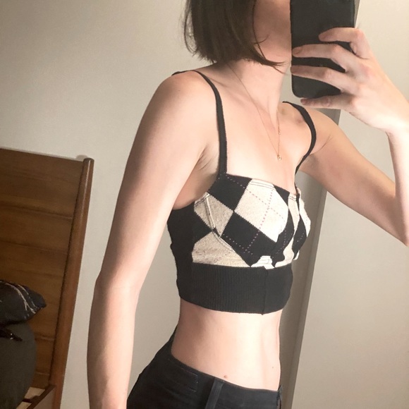 ‘Dana Foley NYC’ recycled. knit crop top - Picture 4 of 8